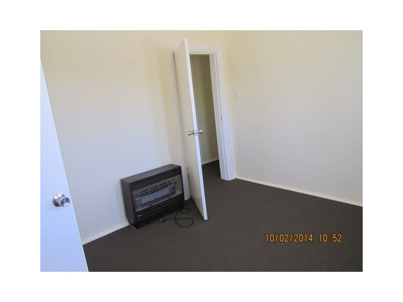 2/7 Busby St, Bathurst NSW 2795