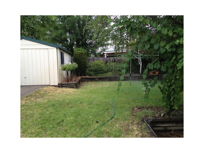 220 Rocket St, Bathurst NSW 2795