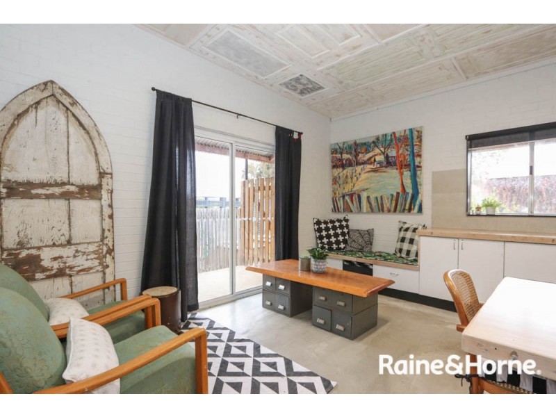 13-15 Caloola Street, Newbridge NSW 2795