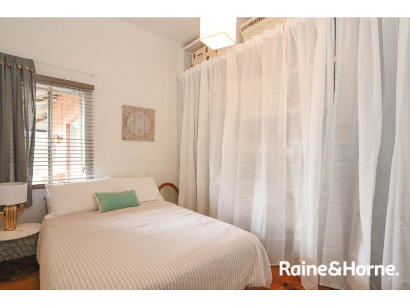 13-15 Caloola Street, Newbridge NSW 2795
