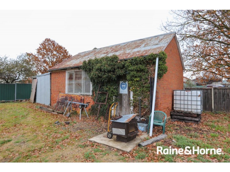 13-15 Caloola Street, Newbridge NSW 2795