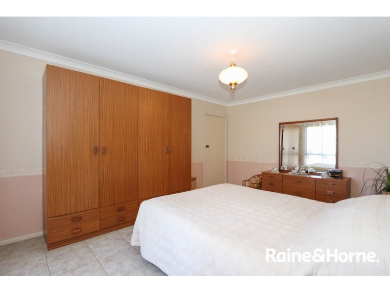 8 Park Street, Eglinton NSW 2795