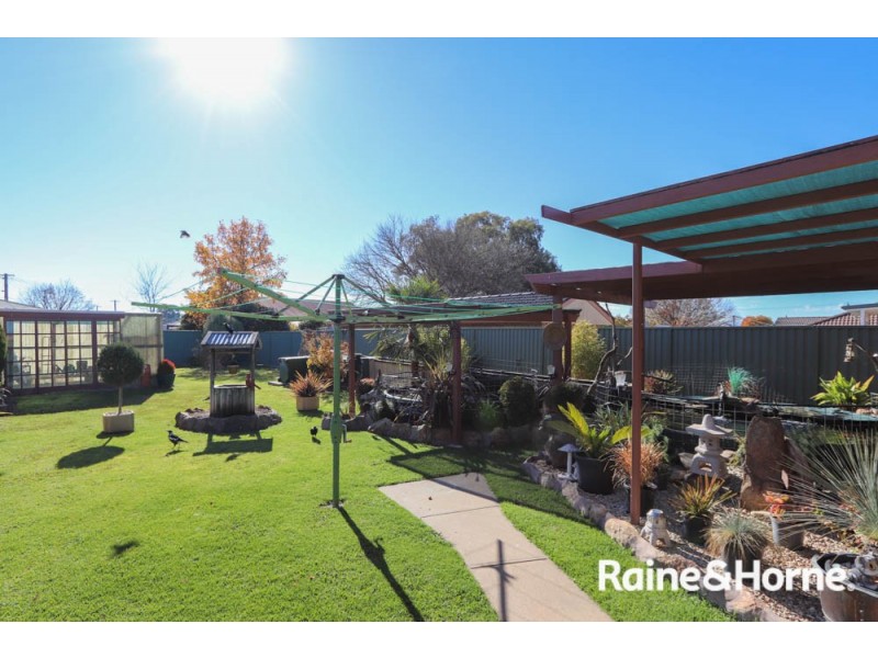 8 Park Street, Eglinton NSW 2795