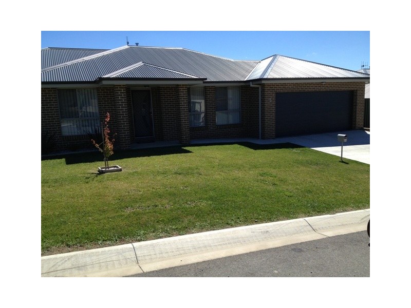 3 Bligh Street, Bathurst NSW 2795