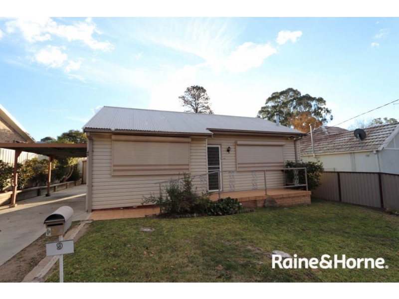 9 Alfred Street, South Bathurst NSW 2795