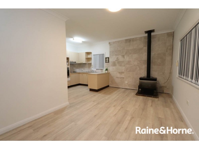 9 Alfred Street, South Bathurst NSW 2795