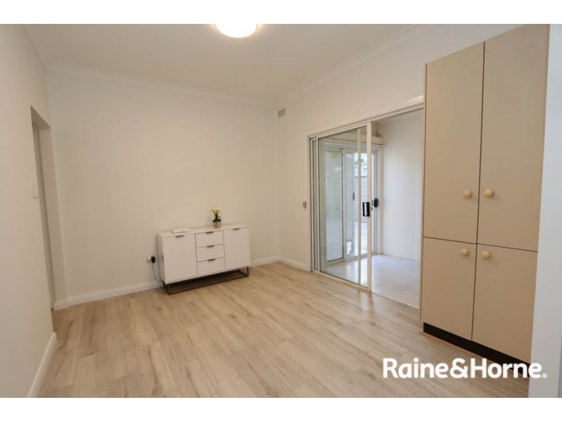 9 Alfred Street, South Bathurst NSW 2795