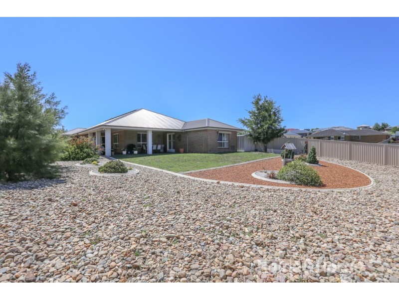 6 She Oak Close, Kelso NSW 2795