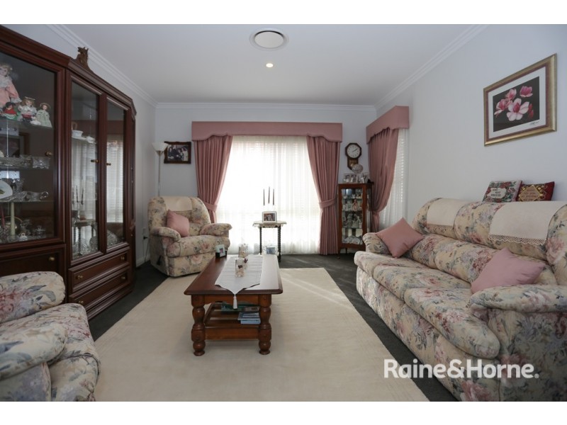 6 She Oak Close, Kelso NSW 2795