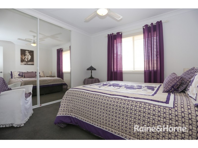 6 She Oak Close, Kelso NSW 2795