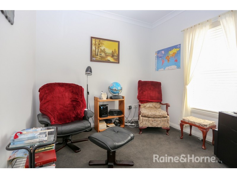6 She Oak Close, Kelso NSW 2795