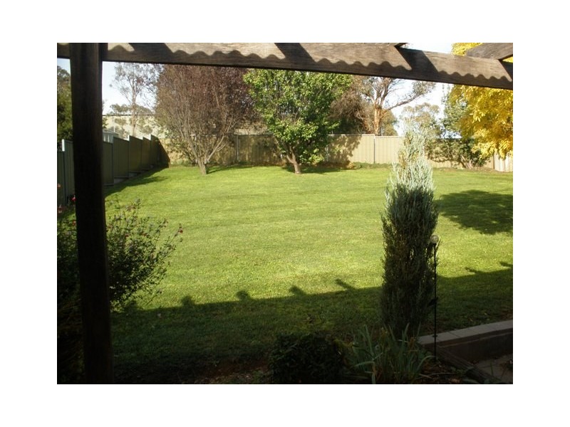 184 Suttor St, Bathurst NSW 2795