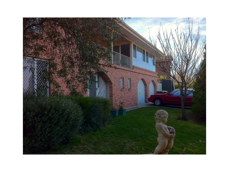 5 Cousins Pl, Bathurst NSW 2795