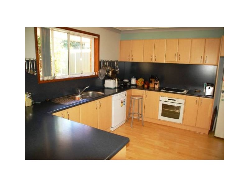 5 Cousins Pl, Bathurst NSW 2795