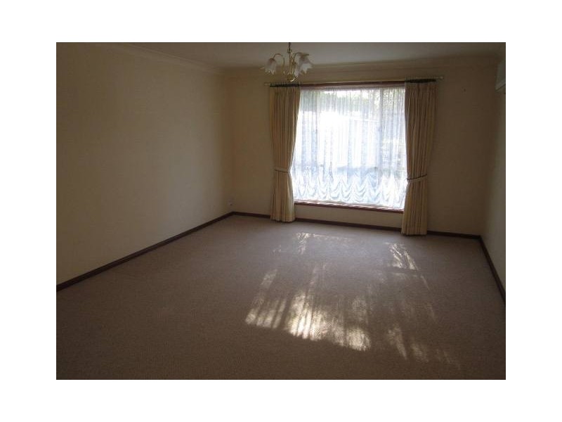 38b Freestone Way, Bathurst NSW 2795