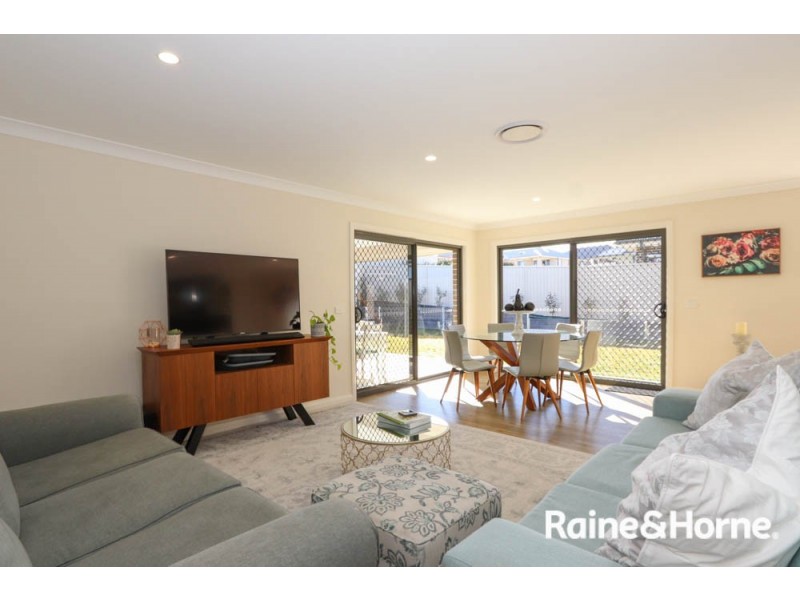 68 Wentworth Drive, Kelso NSW 2795