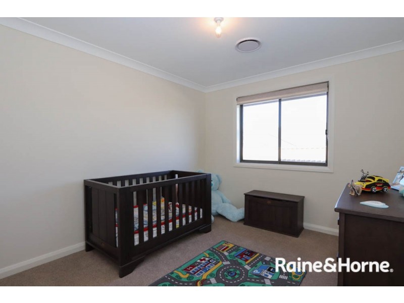 68 Wentworth Drive, Kelso NSW 2795