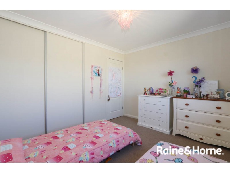 68 Wentworth Drive, Kelso NSW 2795