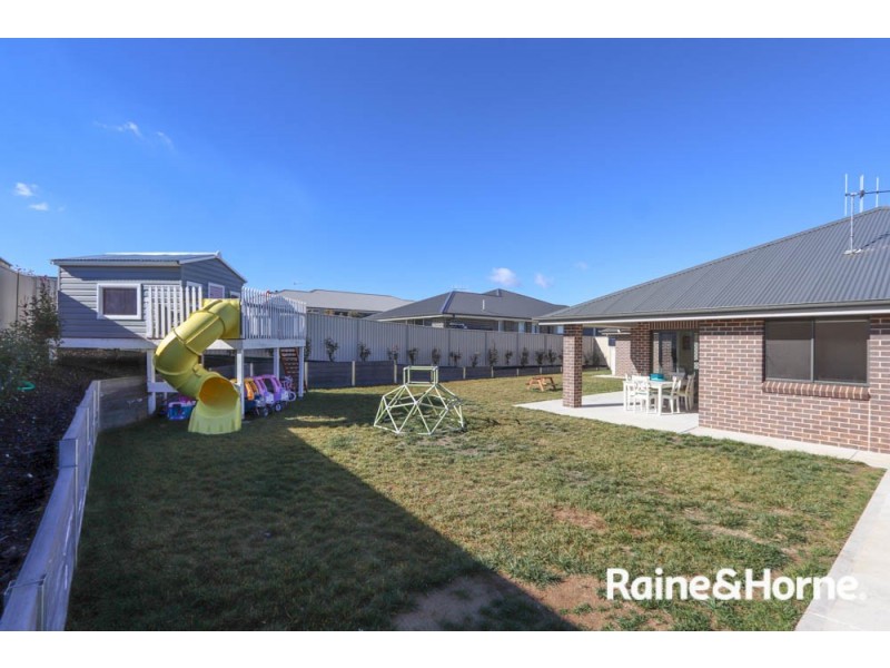 68 Wentworth Drive, Kelso NSW 2795