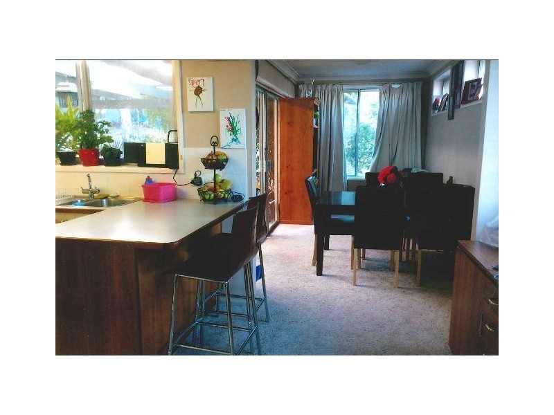 11 Violet Street, Bathurst NSW 2795