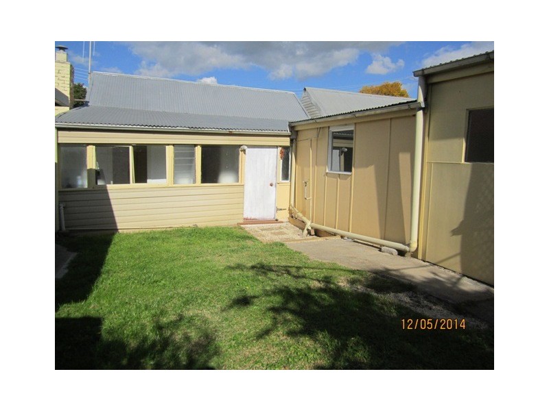 7 Devonshire Ln, Bathurst NSW 2795