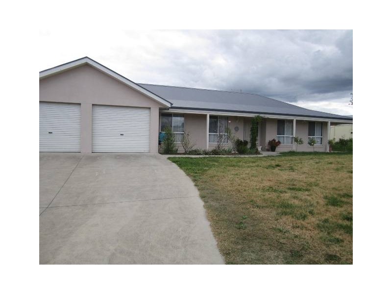 56  McBrien Drive, Kelso NSW 2795