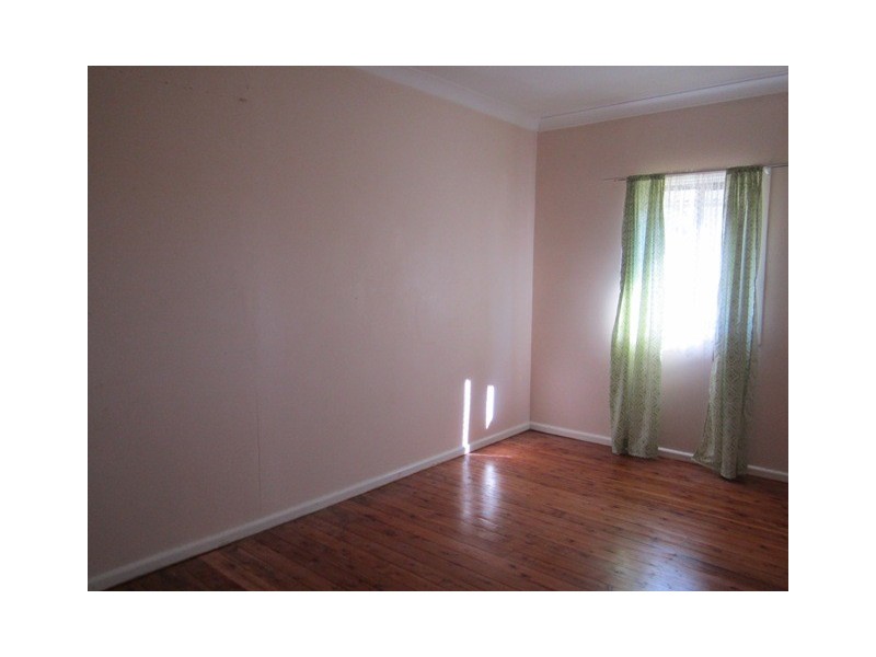 21 Moresby Way, Bathurst NSW 2795