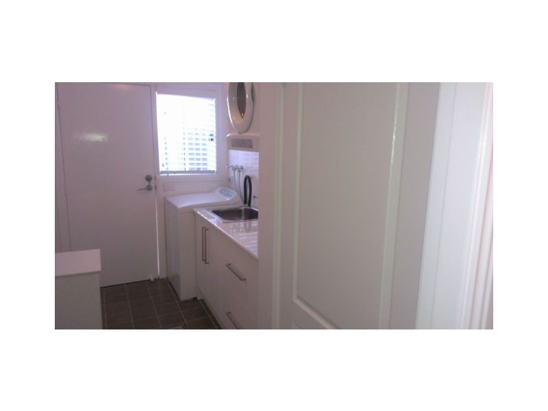 23 Cheviot Dr, Bathurst NSW 2795