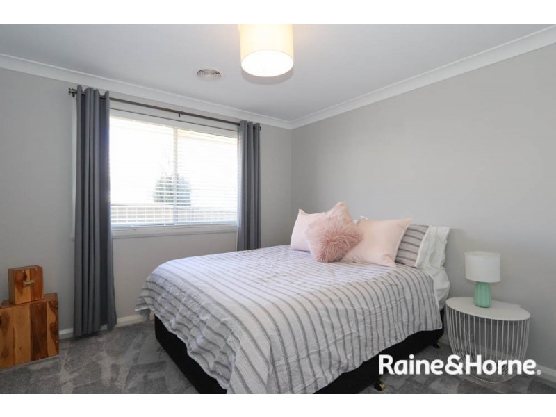 9 Gibsone Drive, Kelso NSW 2795