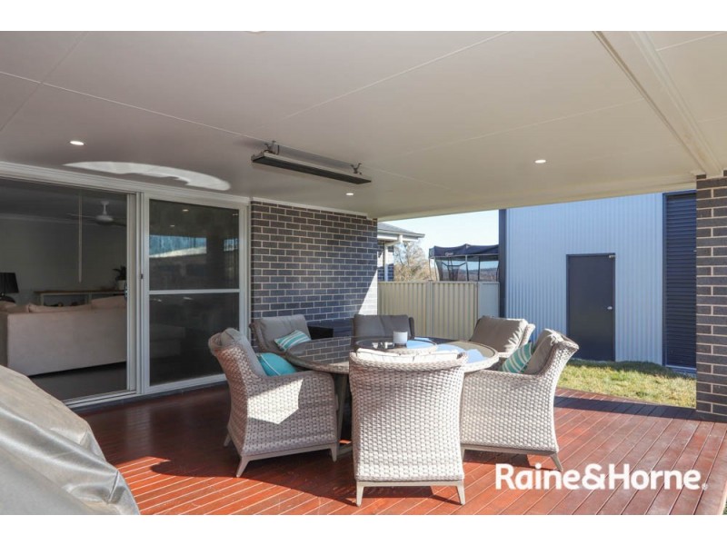9 Gibsone Drive, Kelso NSW 2795