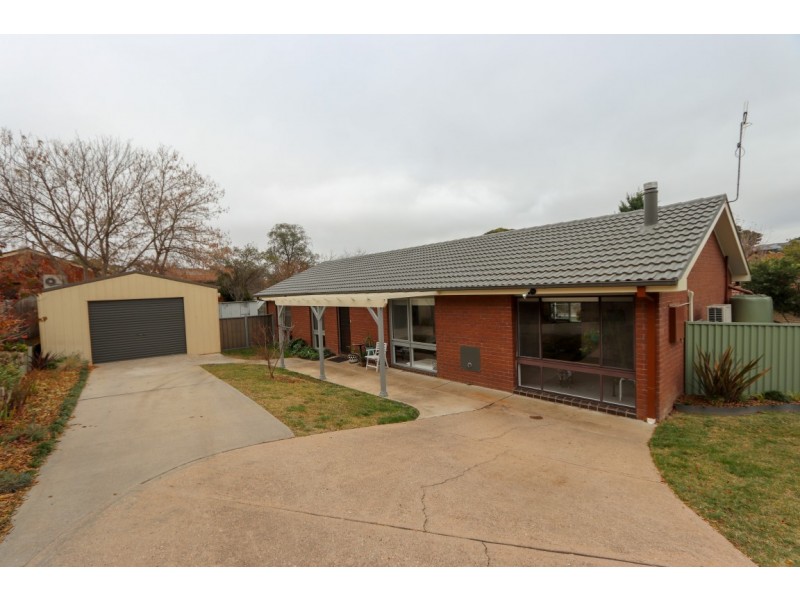69 Corry Place, West Bathurst NSW 2795