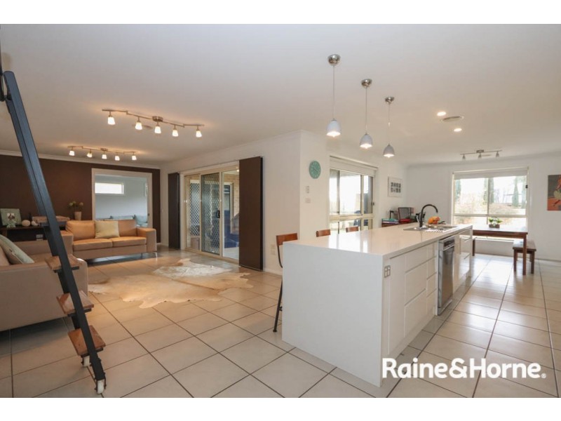 19 Riverside Retreat, Abercrombie NSW 2795