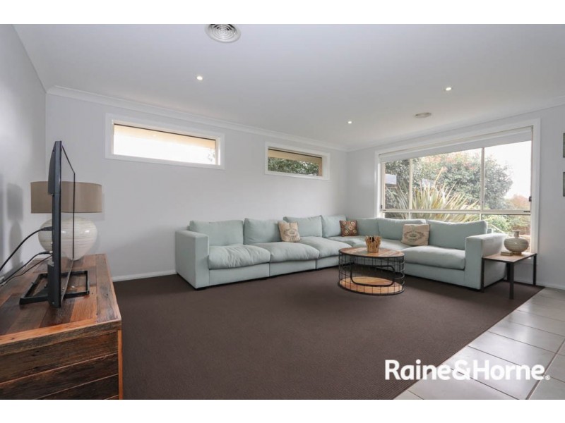 19 Riverside Retreat, Abercrombie NSW 2795