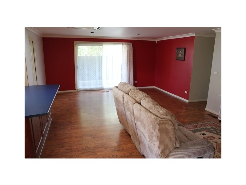 4 Nightmarch Pde, Bathurst NSW 2795