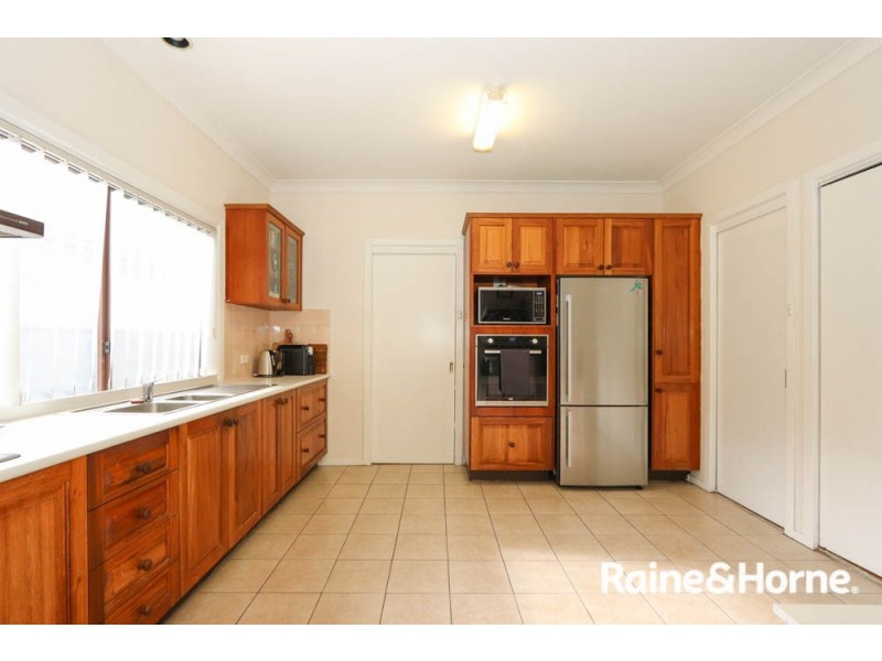 12 Durham Street, Bathurst NSW 2795