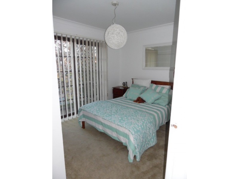 4/96  Lambert, Bathurst NSW 2795