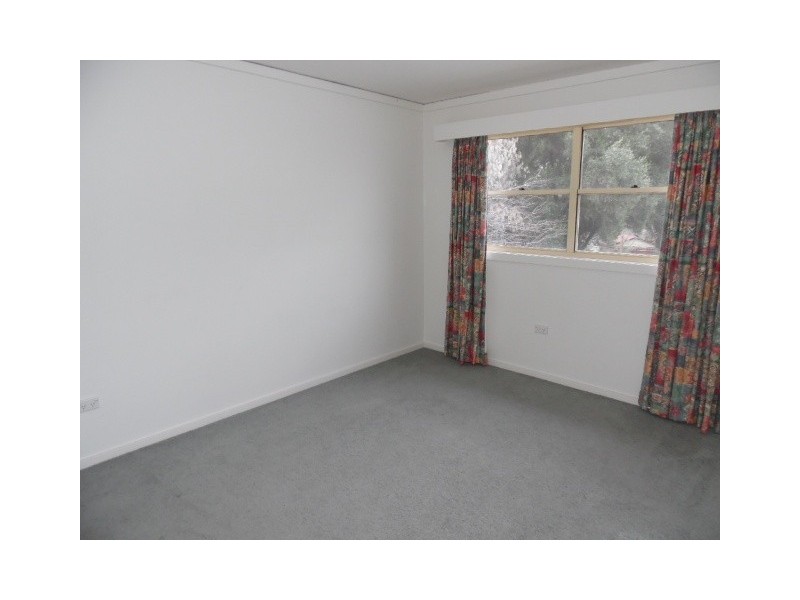 20 Ophir St, Bathurst NSW 2795