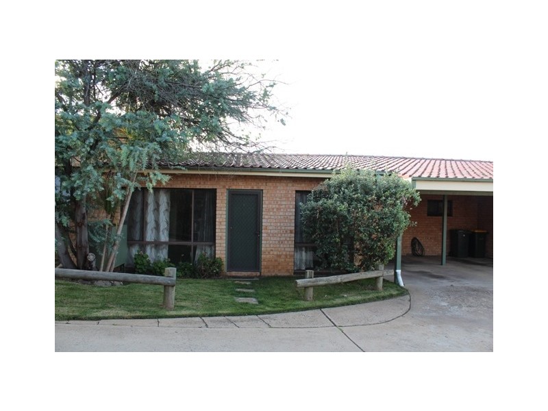 4/143 Lambert St, Bathurst NSW 2795