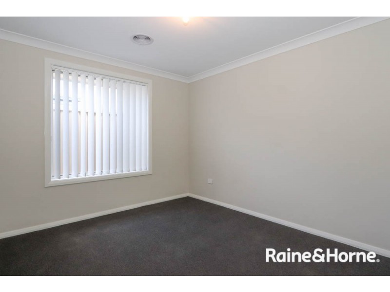 4 Maxwell Drive, Eglinton NSW 2795