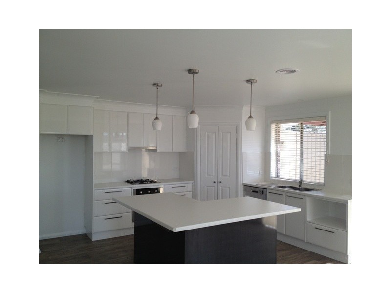 13B Parer Rd, Bathurst NSW 2795