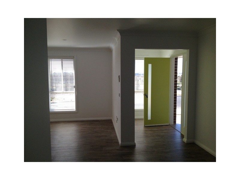 13B Parer Rd, Bathurst NSW 2795