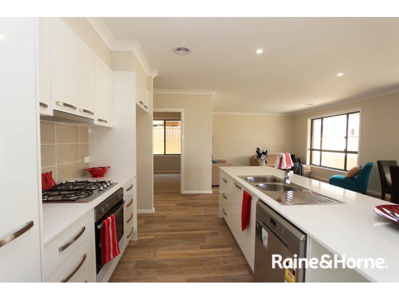 3/51 Stewart Street, Bathurst NSW 2795