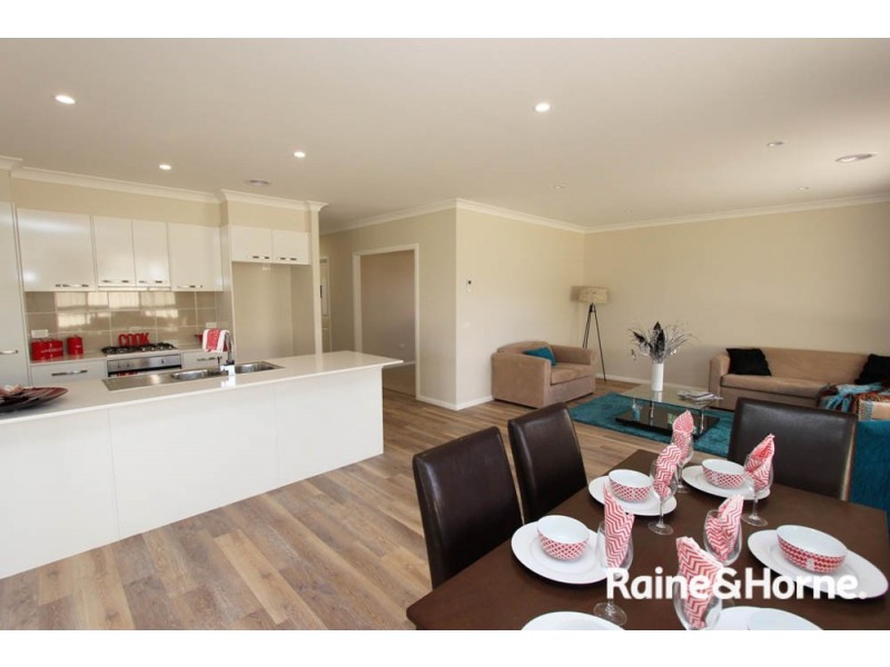 3/51 Stewart Street, Bathurst NSW 2795