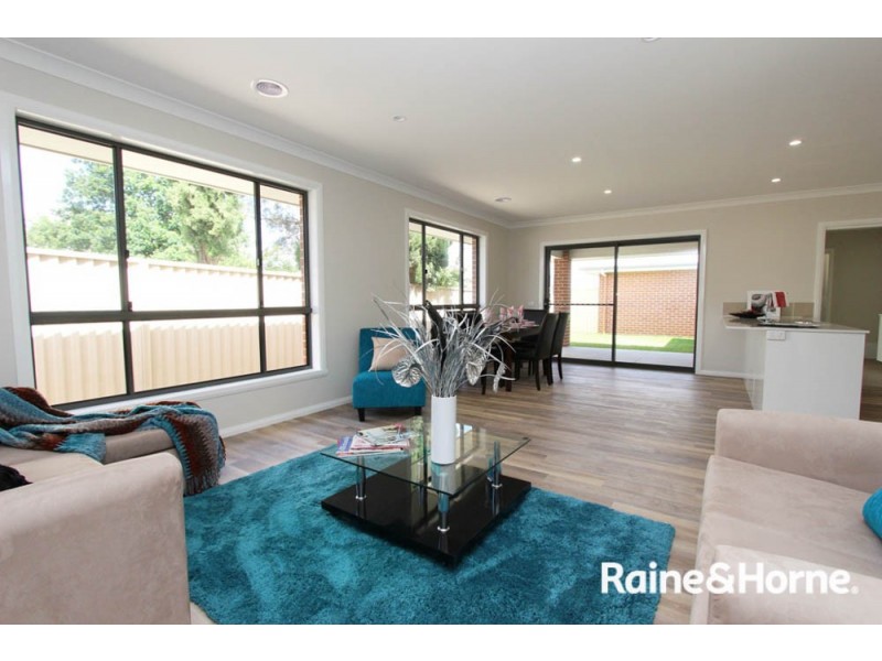 3/51 Stewart Street, Bathurst NSW 2795