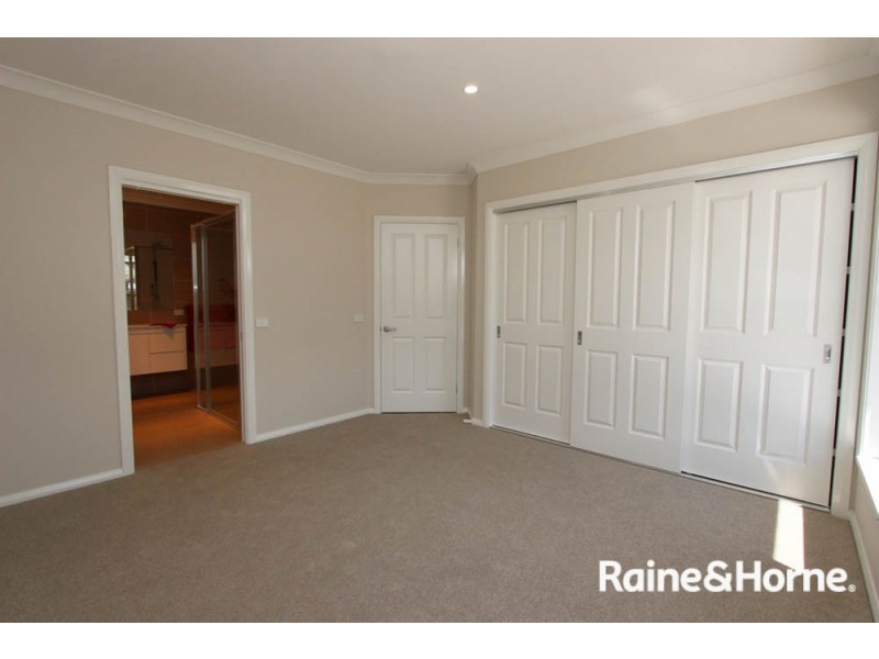 3/51 Stewart Street, Bathurst NSW 2795