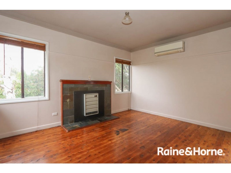 259 Peel Street, West Bathurst NSW 2795