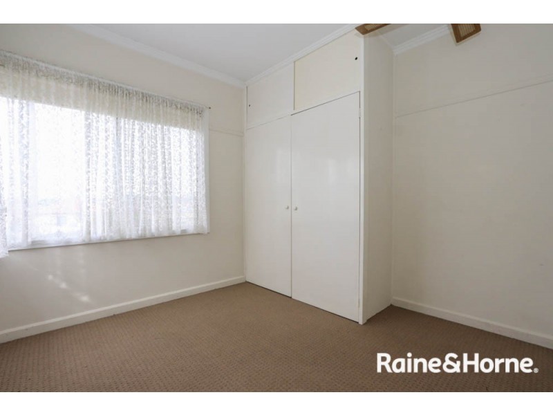 259 Peel Street, West Bathurst NSW 2795