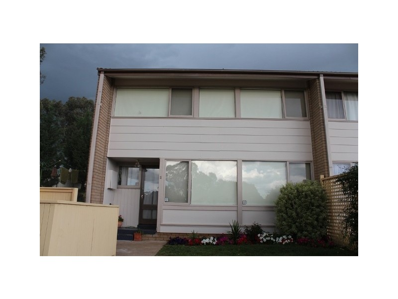 2 Middlemiss Pl, Bathurst NSW 2795