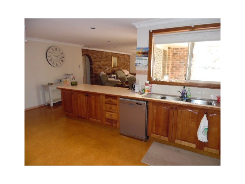 48 Nelson St, Bathurst NSW 2795