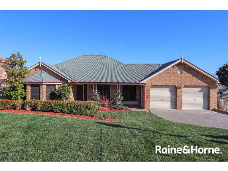 33 Endurance Court, Llanarth NSW 2795